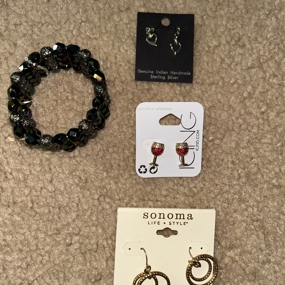 Jewelry sets - Picture 3 of 3
